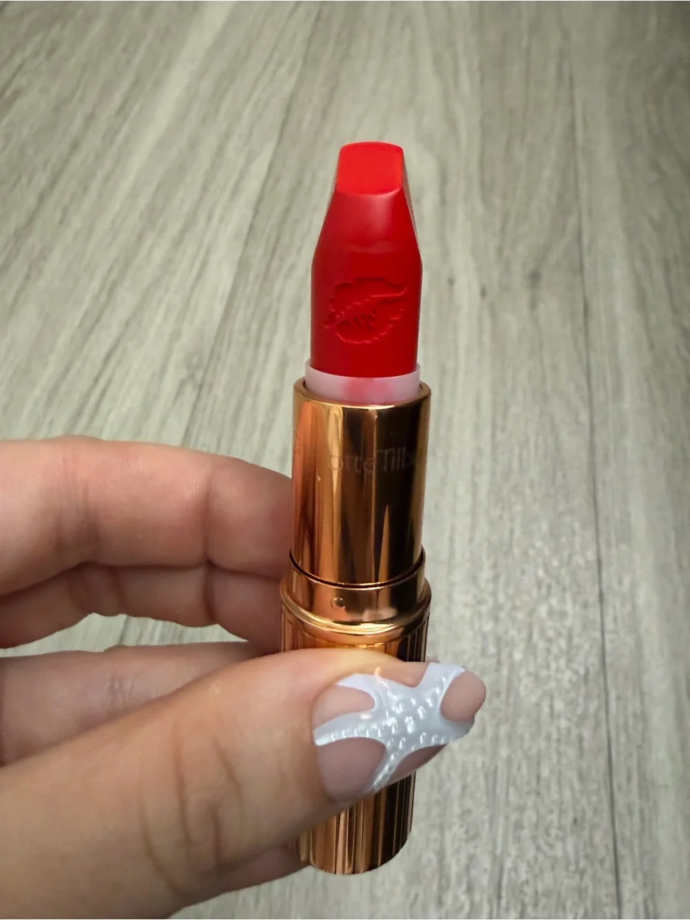 New Charlotte Tilbury Matte Revolution Lipstick Tell Laura